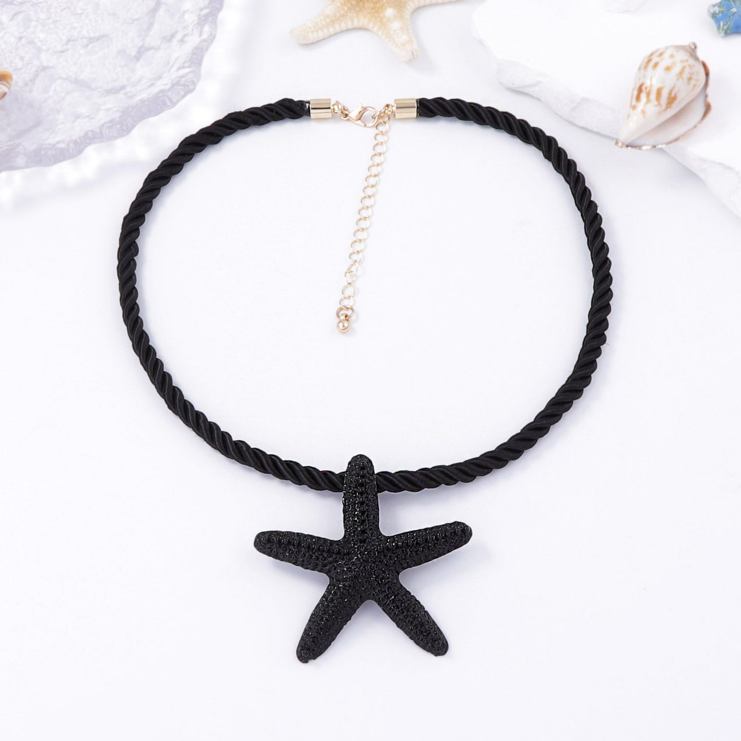 Stylish Minimalist Beach Ocean-Inspired Starfish Pendant Necklace - Versatile and Trendy Casual Jewelry for Women
