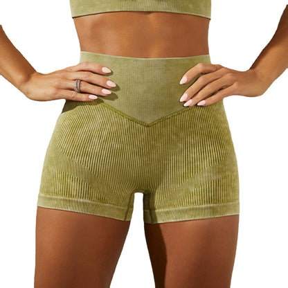 Seamless Yoga Set for Women Summer Outdoor Running and Quick Dry Fitness Outfit with High Waisted Butt Lifting Shorts