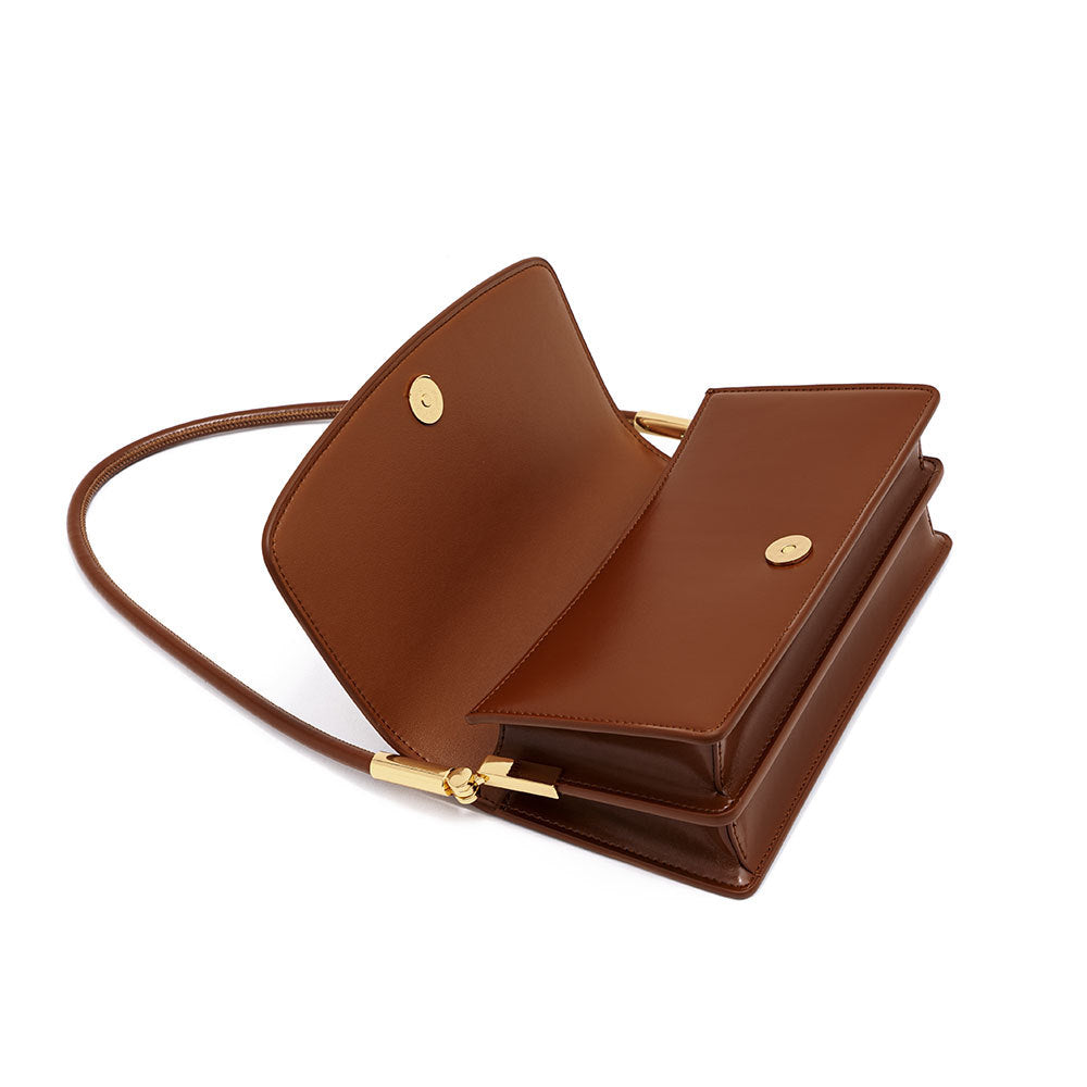 Chic Minimalist Underarm Bag Unique Accordion Design Shoulder Bag with Durable Metal Accents Versatile Leather Small Square Purse for Everyday Use