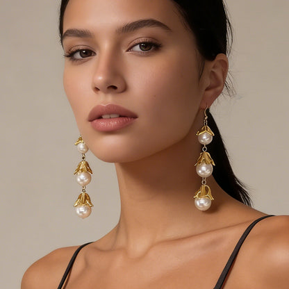 Elegant Baroque Vintage-Inspired Faux Pearl Flower Tassel Drop Earrings for Women – Luxurious and Chic Accessory to Elevate Any Outfit