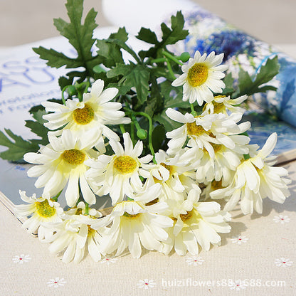 Artificial 7-Branch Golden Daisy Flowers - Perfect for Home Decor and DIY Landscape Arrangements, Handmade Faux Floral Display