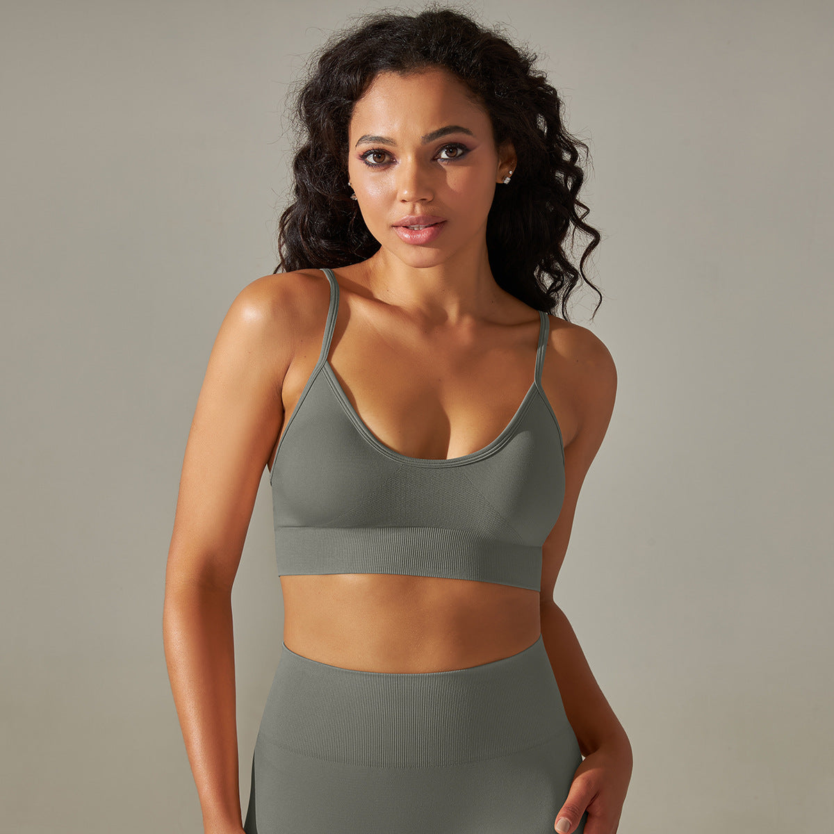 Seamless Knitted Yoga Top with Back Adjustable Thin Straps Shock Absorbing Sports Bra for Enhanced Support Comfortable and Breathable Workout Tank