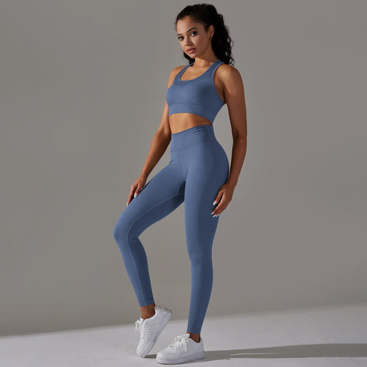 Seamless Breathable Yoga Set with High Waisted Butt Lifting Leggings and Comfortable Sports Bra for Active Lifestyle and Gym Workouts