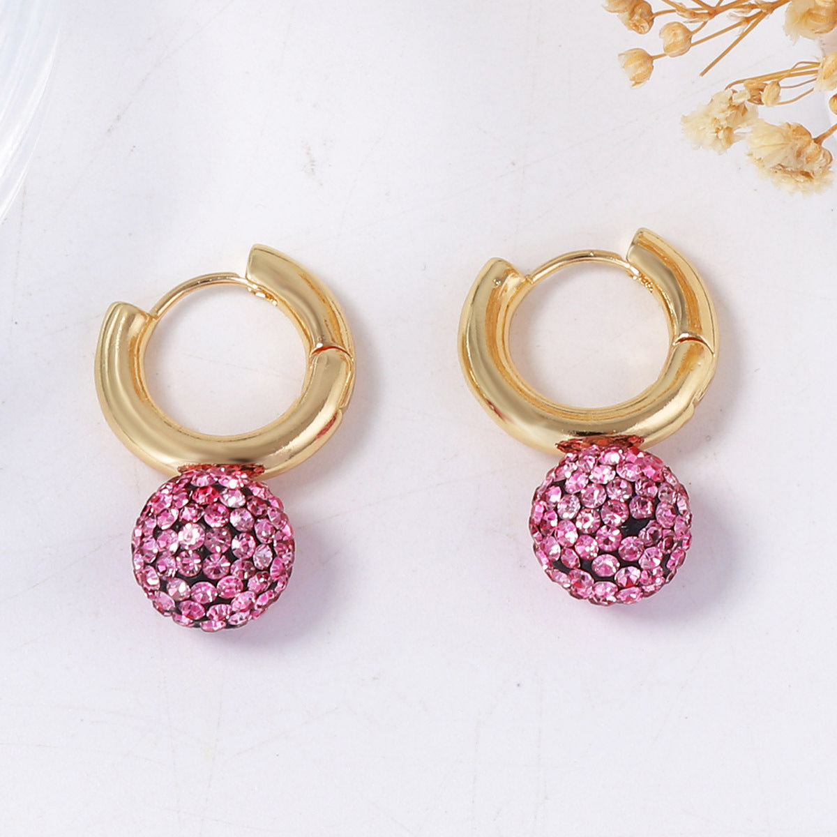Exquisite Lightweight Luxury Elegant Rhinestone-Studded 3D Sphere Geometric Ear Cuff Earrings - Perfect for Parties and Everyday Glamour