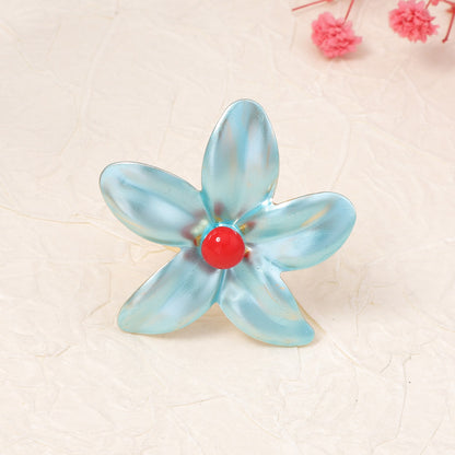 Chic and Fresh Exaggerated Floral Spray Paint Ring - Versatile Springtime Accessory for Women, Perfect for Commuting and Everyday Style