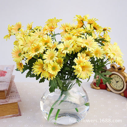 Artificial 7-Branch Golden Daisy Flowers - Perfect for Home Decor and DIY Landscape Arrangements, Handmade Faux Floral Display