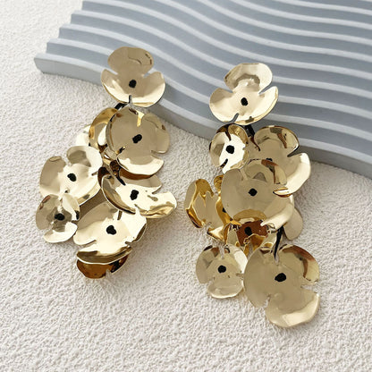 Chic and Creative Knotted Flower Design Statement Earrings - Versatile Fashionable Accessories for Women