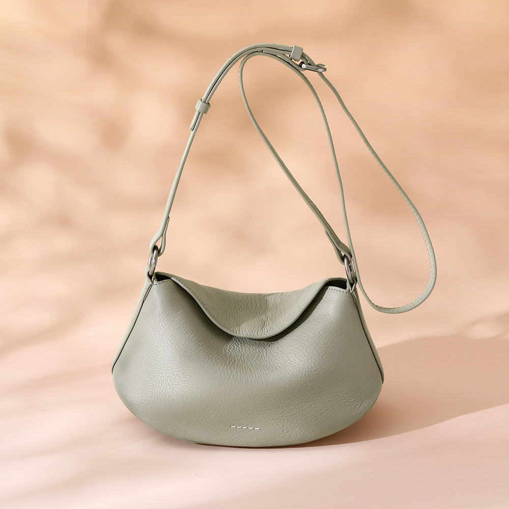 Luxurious Women's Handbag Genuine Leather Large Capacity Shoulder and Crossbody Dumpling Bag for Chic Style