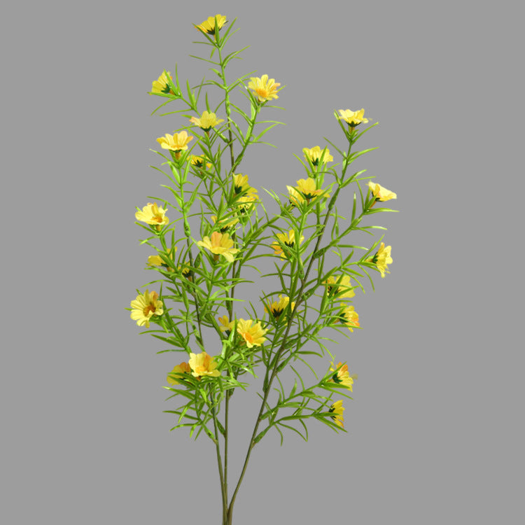 Nordic Minimalist Decorative Faux Plants - Lifelike Three-Pronged Chamomile Arrangement for Stylish Living Room Decor