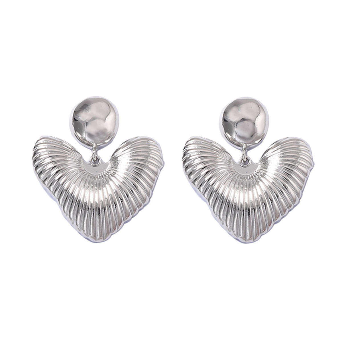 Chic Heart-Shaped Dangle Earrings for Women – Effortlessly Elegant and Versatile Casual-Commuter Jewelry for A Touch of Luxe