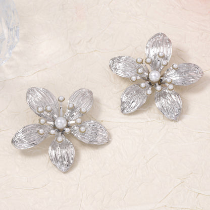 Unique Vintage-Inspired Luxury Floral Earrings with Faux Pearl Accents and Distinctive Textured Design – Bold Statement Jewelry for Women