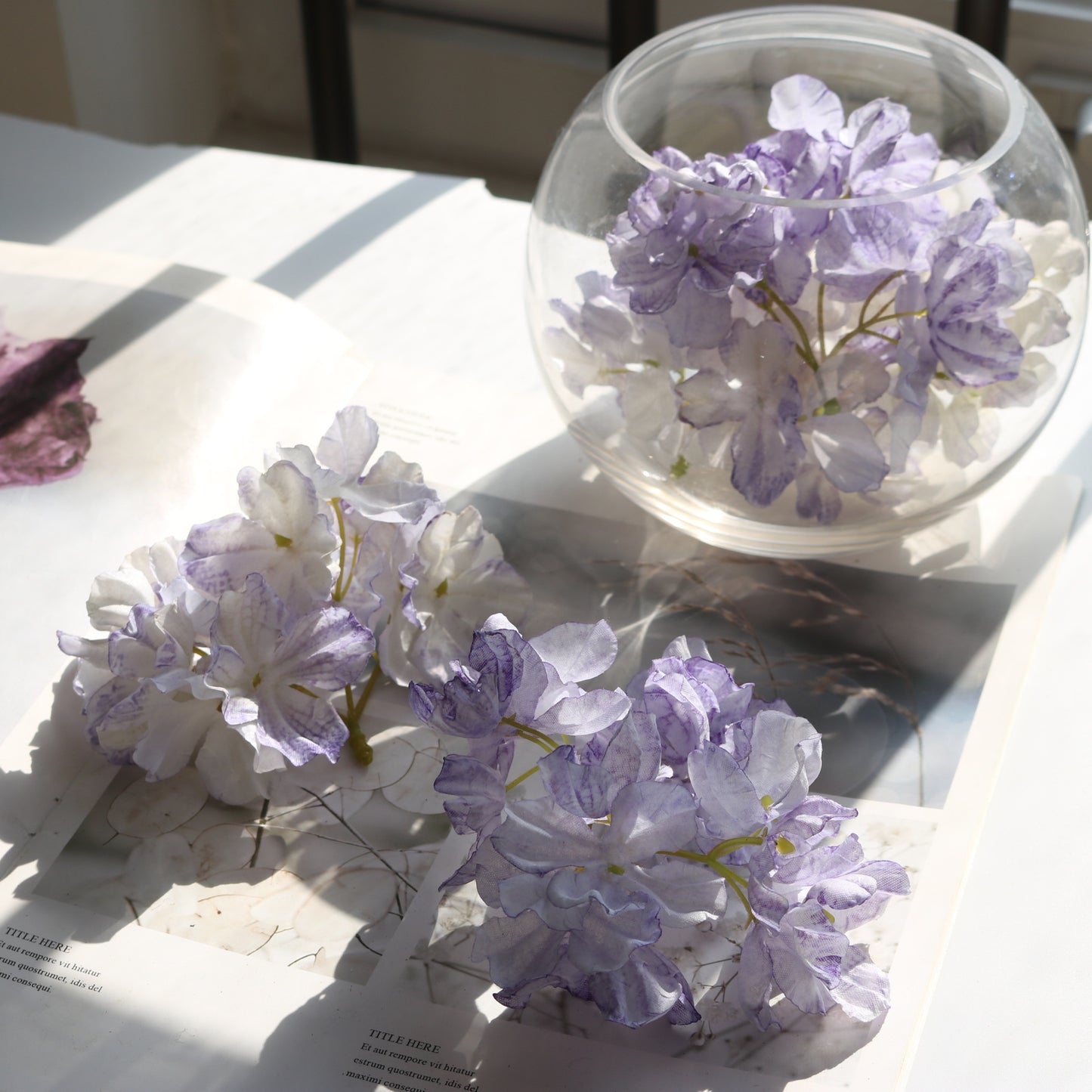 Stunning Faux Hydrangea Flower Heads with Rustic Burnt Edges - Perfect for DIY Hair Accessories, Wedding Decorations, and Floral Arrangements