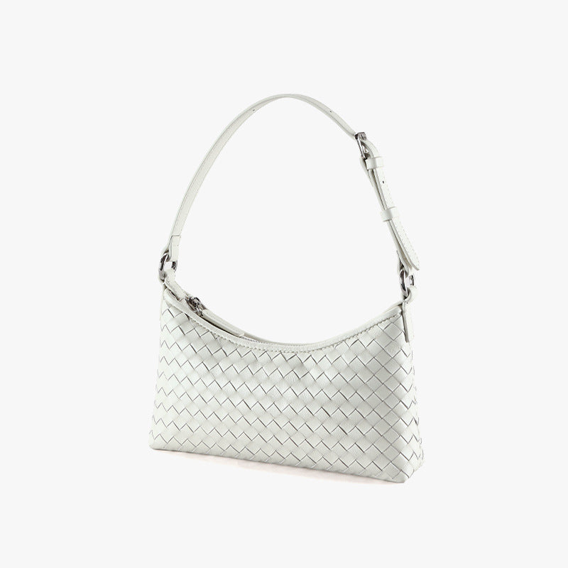 Handcrafted Vintage Sheepskin Woven Handbag for Women Luxurious Genuine Leather Tote for Winter Fashion Trends