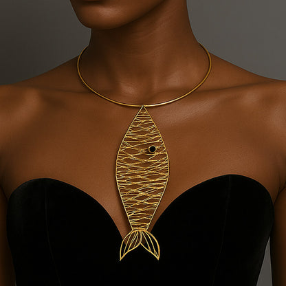 Exaggerated Minimalist Animal Fish-shaped Hollow Pendant Necklace - Versatile Alloy Choker for Women, Perfect for Any Outfit!