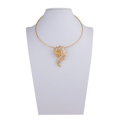Chic Ocean-Inspired Pendant Necklace with Alloy and Zircon Stone - Minimalist Luxury Shell Design for Effortless Beachside Charm