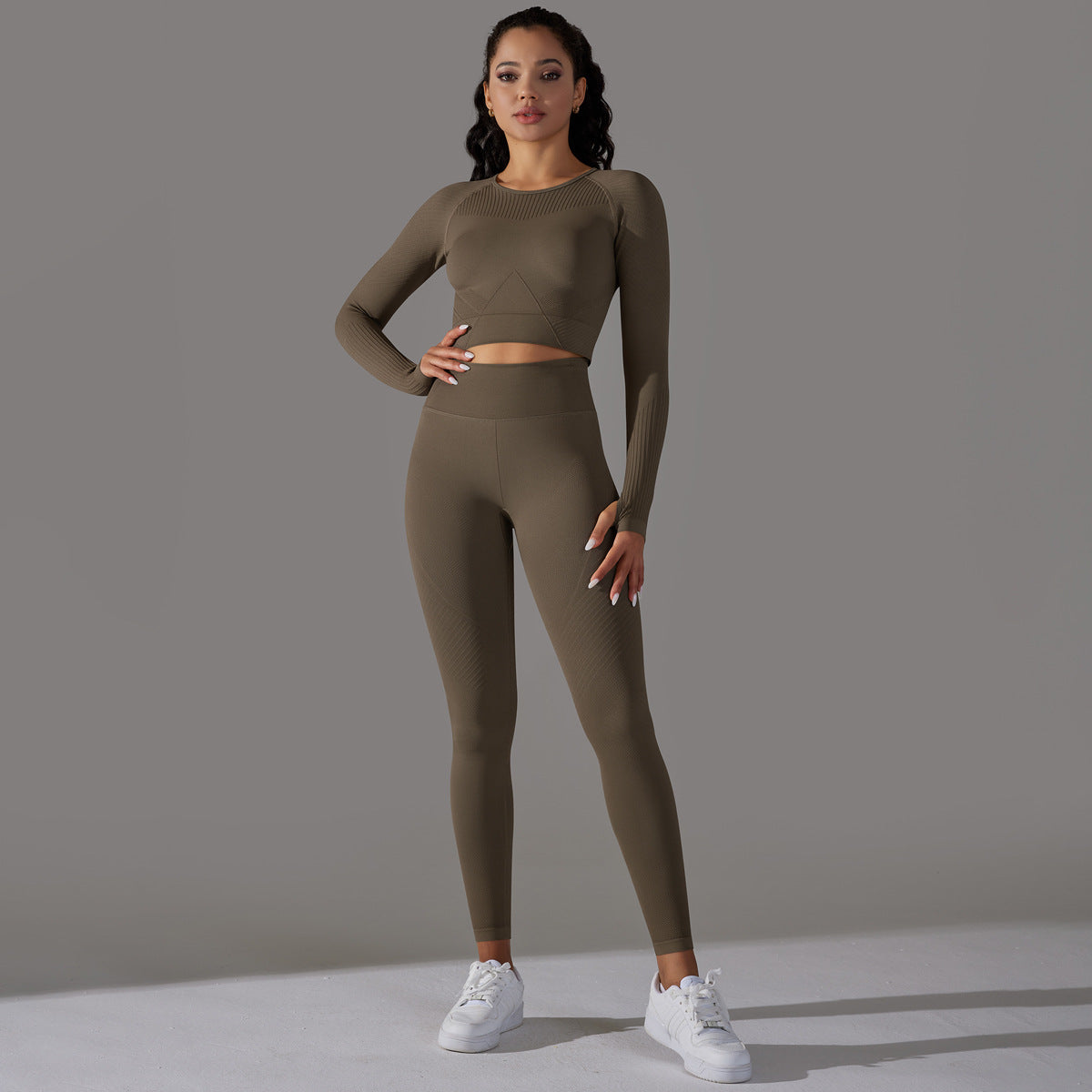 Seamless Breathable Yoga Set with High Waisted Butt Lifting Leggings and Comfortable Sports Bra for Active Lifestyle and Gym Workouts