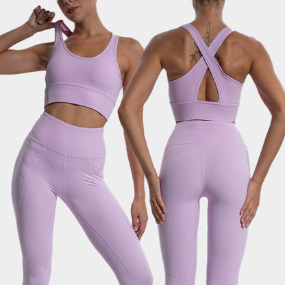 Autumn Winter Yoga Outfit Set Mesh Inset Sports Bra with Dual Pockets High Waisted Yoga Pants for Comfort and Style