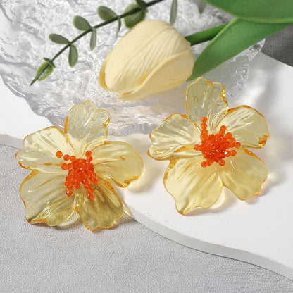 Exaggerated Personality Acrylic Transparent Flower Stud Earrings - Versatile Style for Chic Street Photography and Everyday Elegance