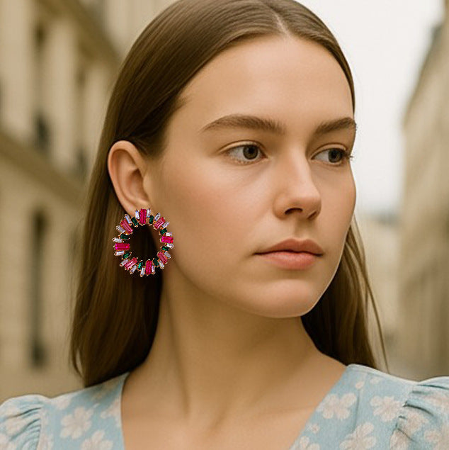 Chic Luxury Geometric Full-Diamond Sunflower Circle Stud Earrings for Women - Versatile Everyday Wear and Perfect for the Office