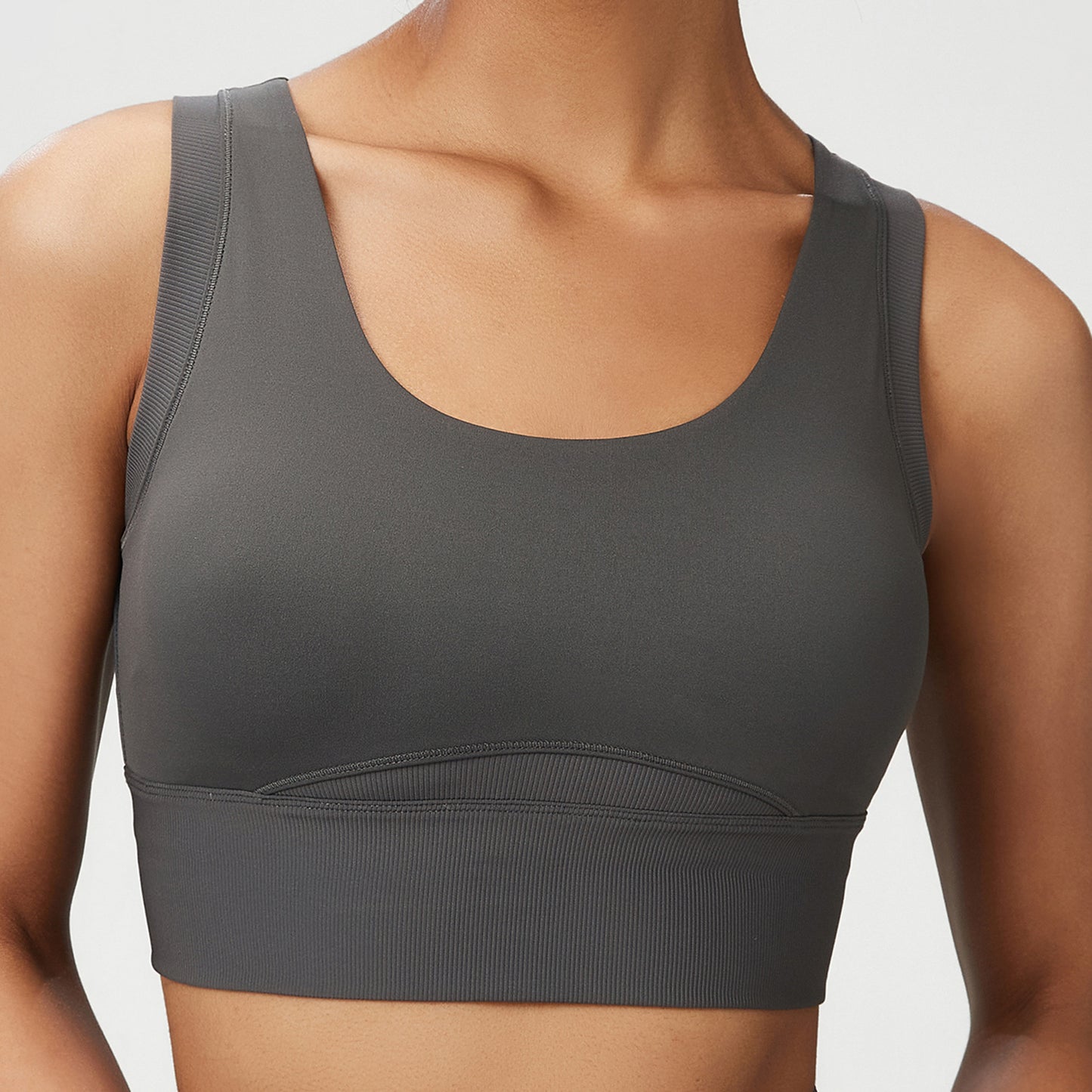 Plus Size Long Line Sports Bra for Women Anti Shock Tank Style Workout Bra for Full Coverage and Side Support for Yoga and Fitness