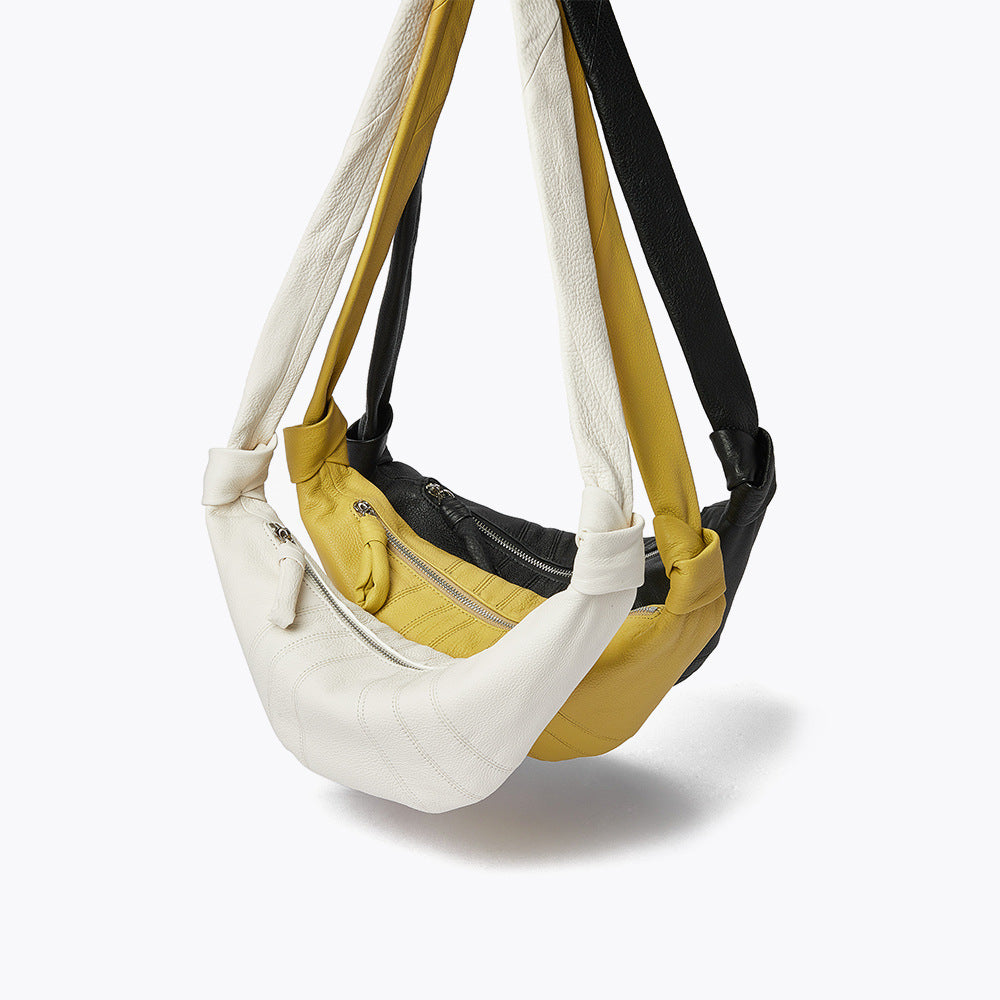 Luxurious Grain Leather Vintage Inspired Croissant Bag Fashionable and Versatile Crossbody Design for Effortless Style