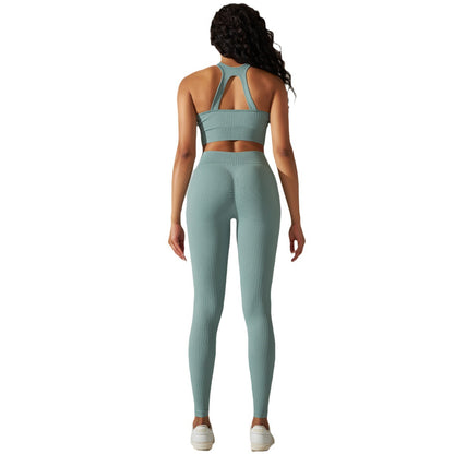 Solid Color Peach Butt Lifting Seamless Stretchy Knit Sports Bra and Leggings Set for Yoga Running and Fitness Workouts