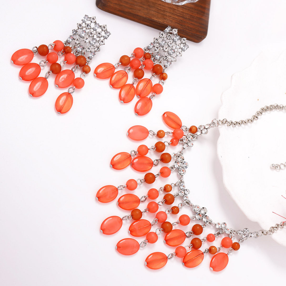 Chic Beaded Tassel Pendant Necklace - Unique, Creative, and Versatile Jewelry for Women