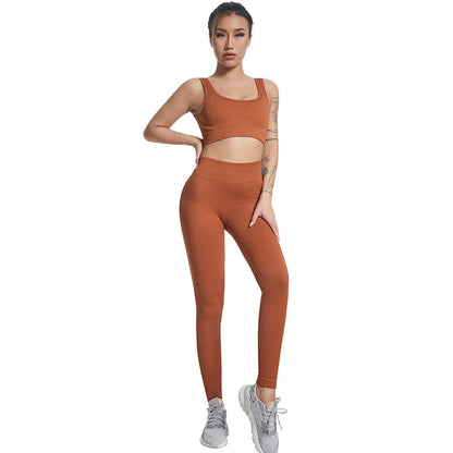 Seamless Vertical Ribbed Yoga Set for Women Moisture Wicking Slim Fit Sports Bra and Leggings for Comfort and Performance