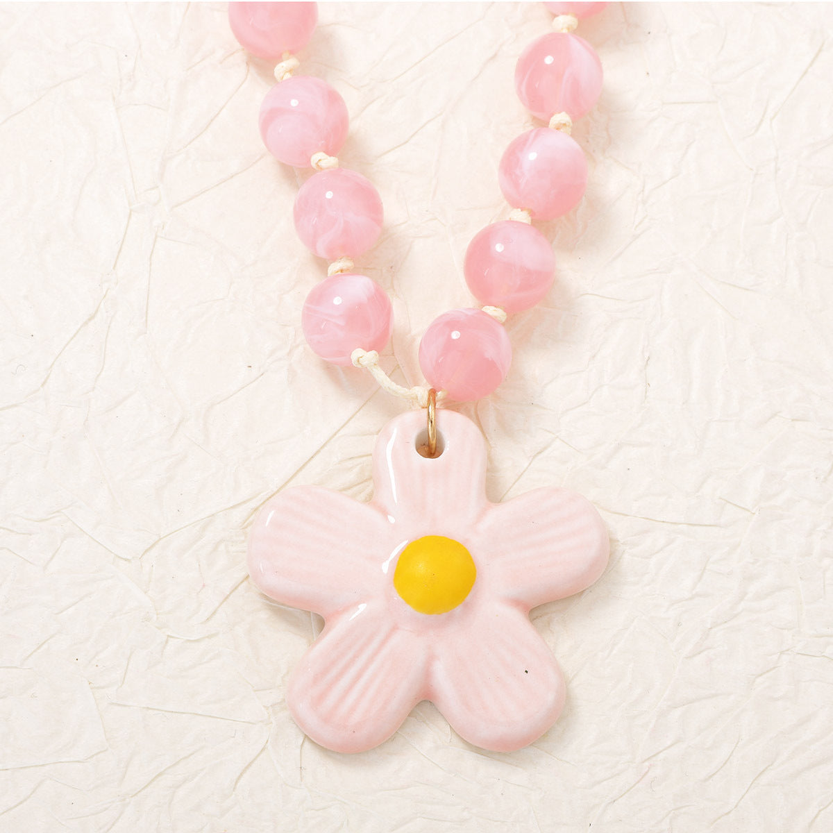Charming Fresh and Sweet Ceramic Flower Pendant Necklace – Creative, Minimalist, and Versatile Design Perfect for Women
