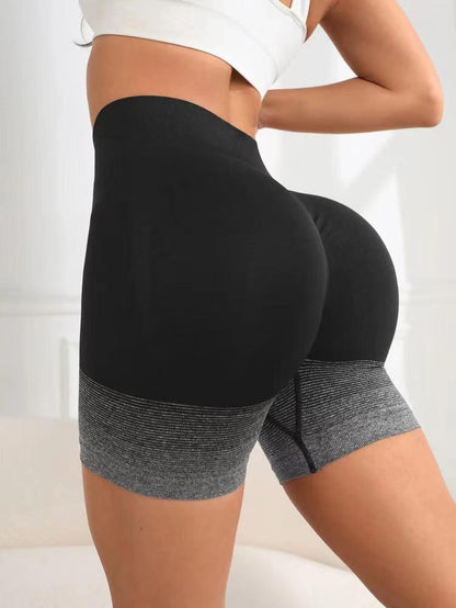 Seamless High Waisted Peach Butt Yoga Shorts for Women for Training Fitness and Sports Activities