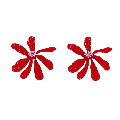 Stylish Personalized Metal Drop Oil Exaggerated Floral Stud Earrings – Versatile Everyday Accessories for a Chic Vacation Look