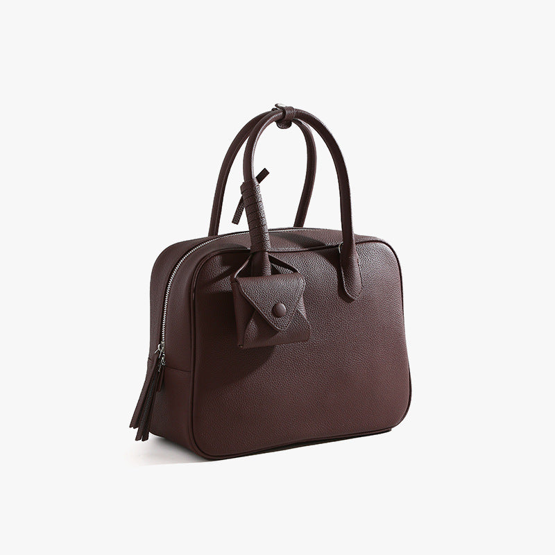 Elegant Women's Genuine Leather Crossbody Bag Chic Urban Style Shoulder Bag for Everyday Versatility and Effortless Fashion