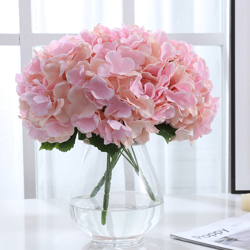 Stunning 5-Piece Mallorca Hydrangea Arrangement - Trendy Faux Floral Decor for Hotel Reception and Event Spaces