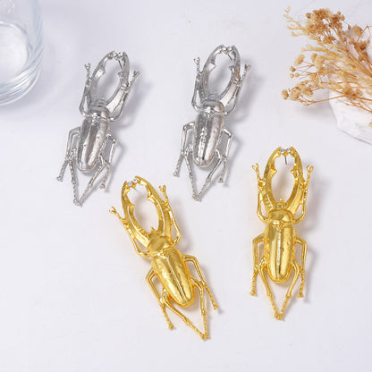 Chic Vintage-Inspired Alloy Beetle Stud Earrings for Women – Bold, Unique Design with High-End Aesthetic Appeal