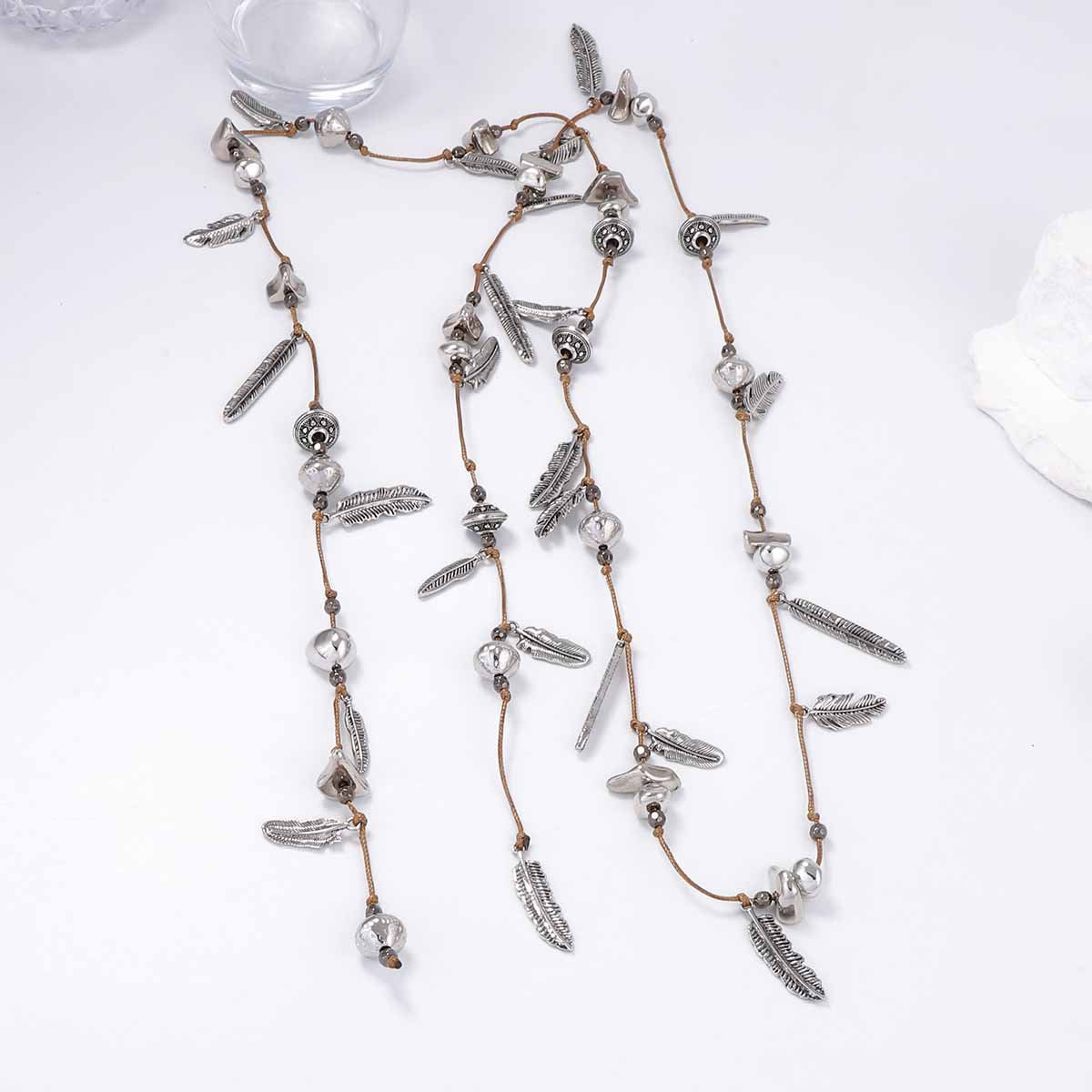 Unique Multi-Layer Braided Rope Alloy Leaf Feather Pendant Necklace - Versatile Everyday Wear for Stylish Women - Perfect for Work, Casual Outings, and Special Occasions