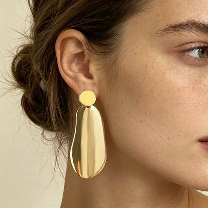 Chic Irregular Geometric Alloy Drop Earrings for Commuters - Stylish and Versatile Women's Accessories