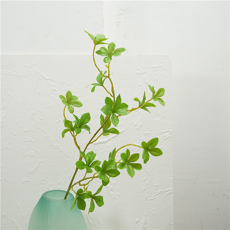 Stylish Japanese-Inspired Minimalist Hanging Clock with Lifelike Greenery - Large Seven-Star Leaf Decorative Plant for Home Décor & Elegant Living Room Showcase