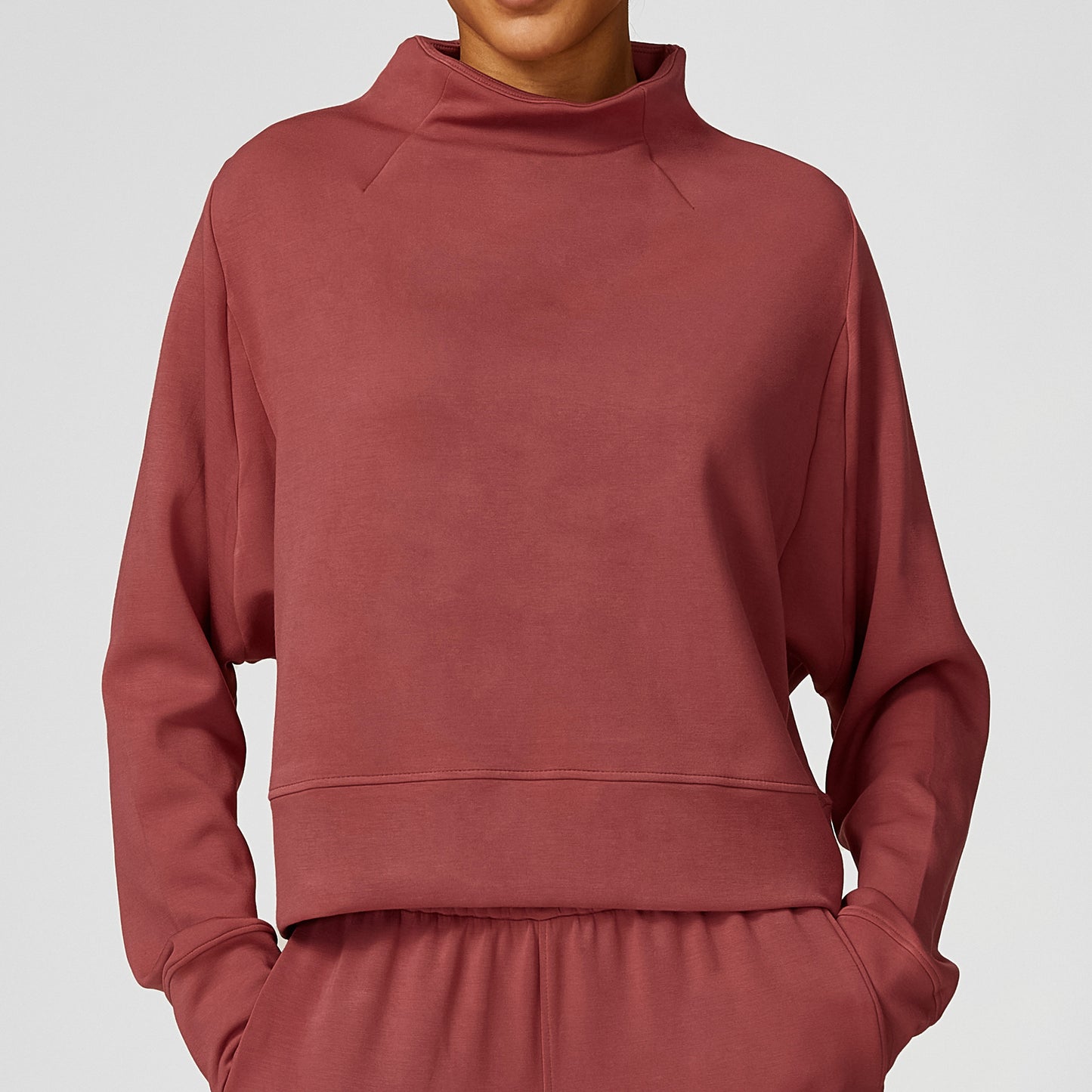 Women's Casual Crew Neck Yoga Sweatshirt Set Versatile Relaxed Fit for Everyday Style and Comfort