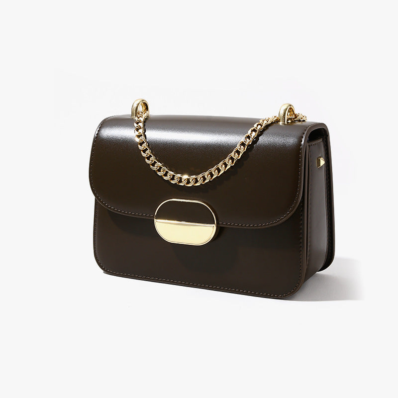 Chic Women's Fashionable One Shoulder Small Square Bag Leather Crossbody Envelope Purse with Luxe Appeal