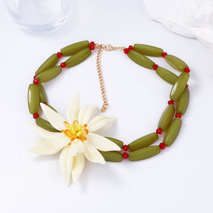 Trendy White Floral Double-Layer Bamboo Pendant Necklace – Unique, Creative, and Versatile Jewelry for Women