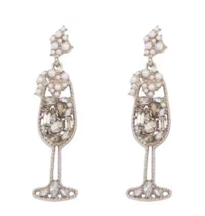 Elegant Vintage Pearl-Inspired Dazzling Rhinestone Wine Glass Earrings – High-Quality, Trendy, and Perfect for Any Occasion