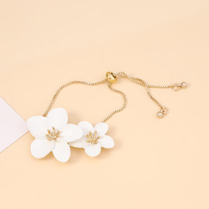 Chic Fresh Fuchsia Flower Bracelet - Unique, Sweet, and Luxurious Summer Accessory for Trendy Young Women