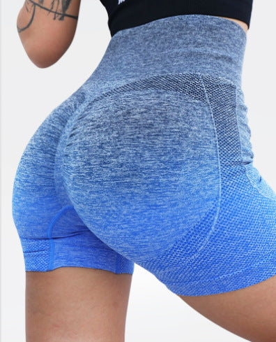 Seamless Gradient Dyed Peach Butt Lifting Compression Yoga Shorts for Women for Fitness and Workout Enthusiasts