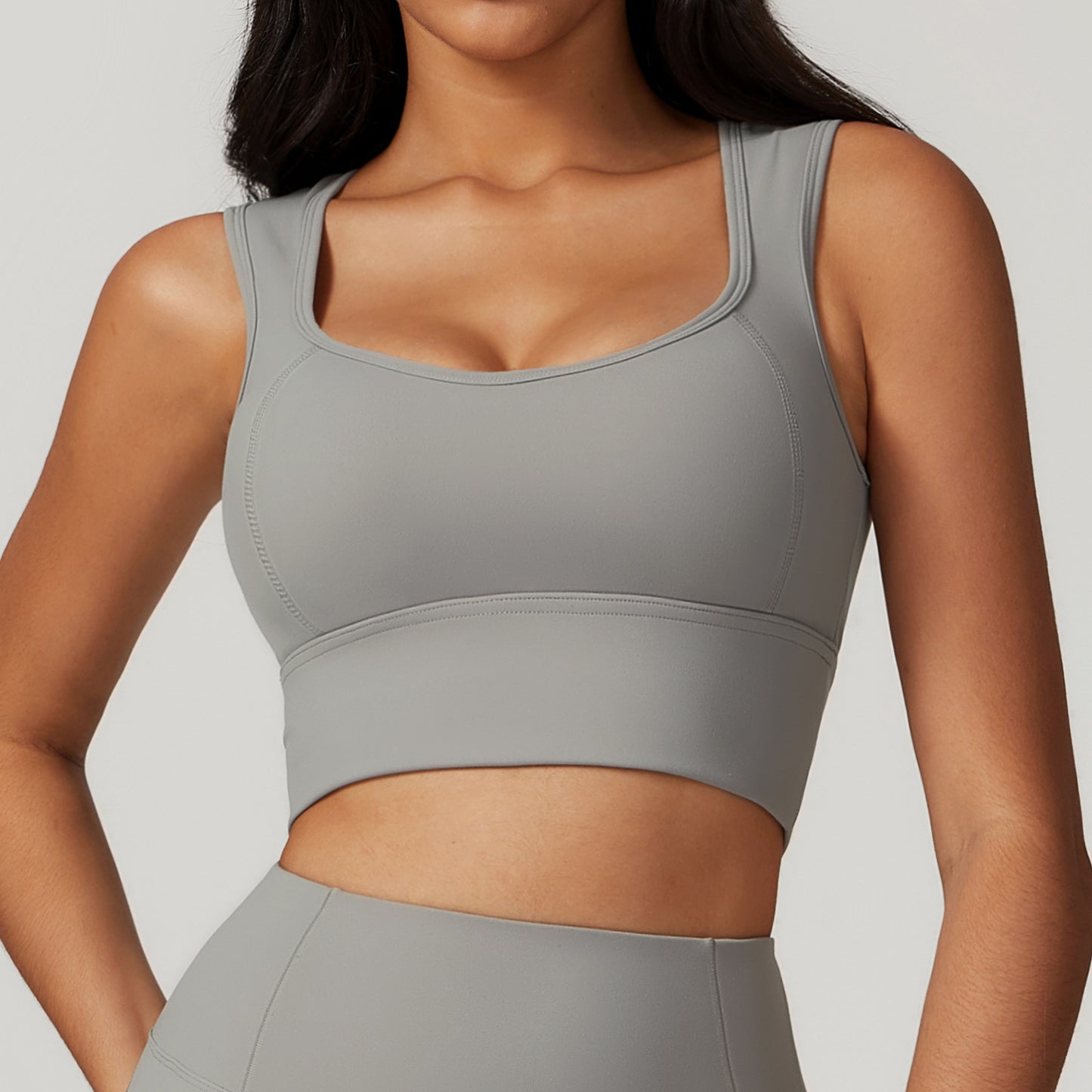 Seamless Cozy Sports Bra for Women Padded Supportive and Sweat Wicking Yoga and Running Top Anti Shock Full Coverage Design for Comfort and Confidence