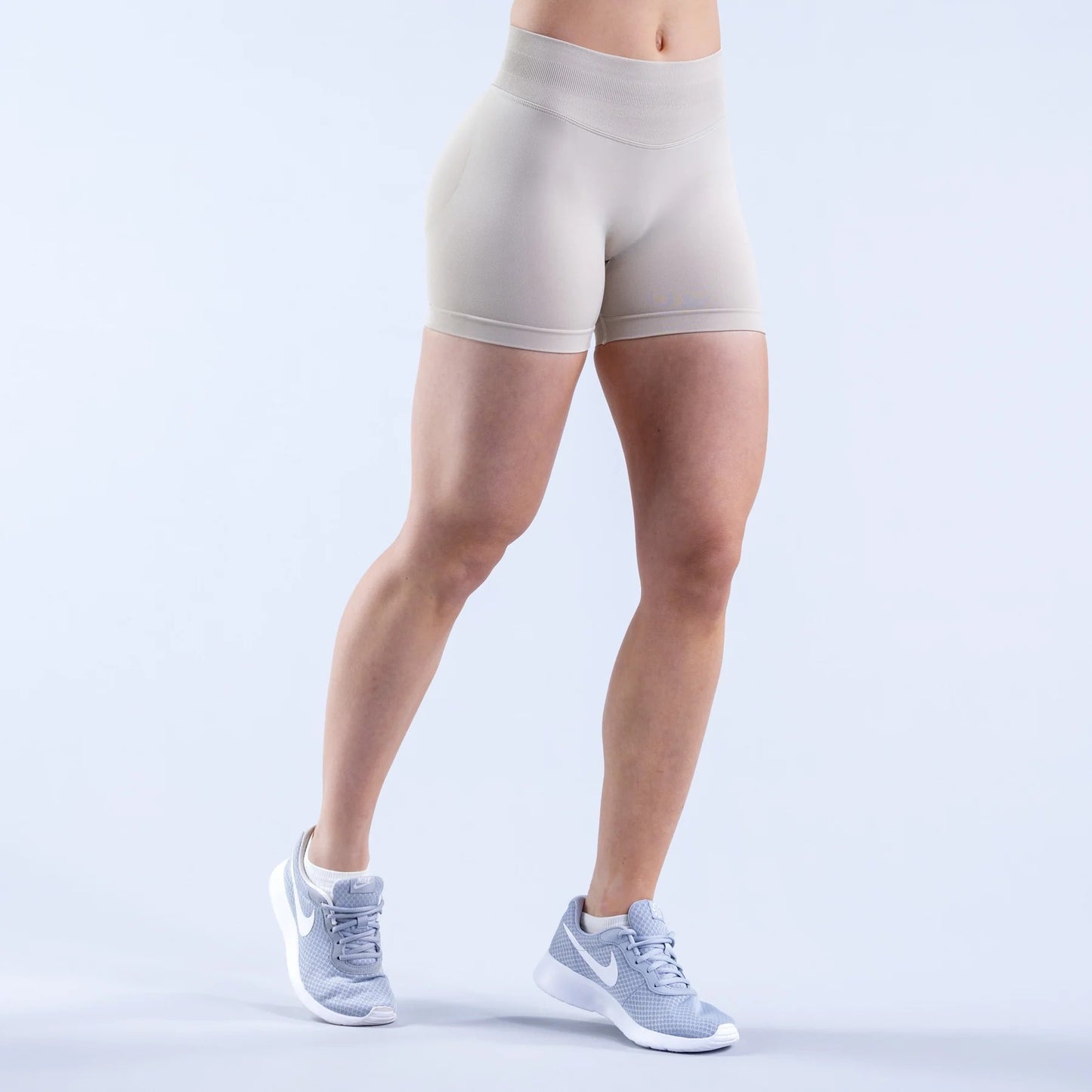 Seamless High Elastic Yoga Shorts for a Lifted Look Quick Dry Peach Butt Enhancing Fitness Leggings for and Style