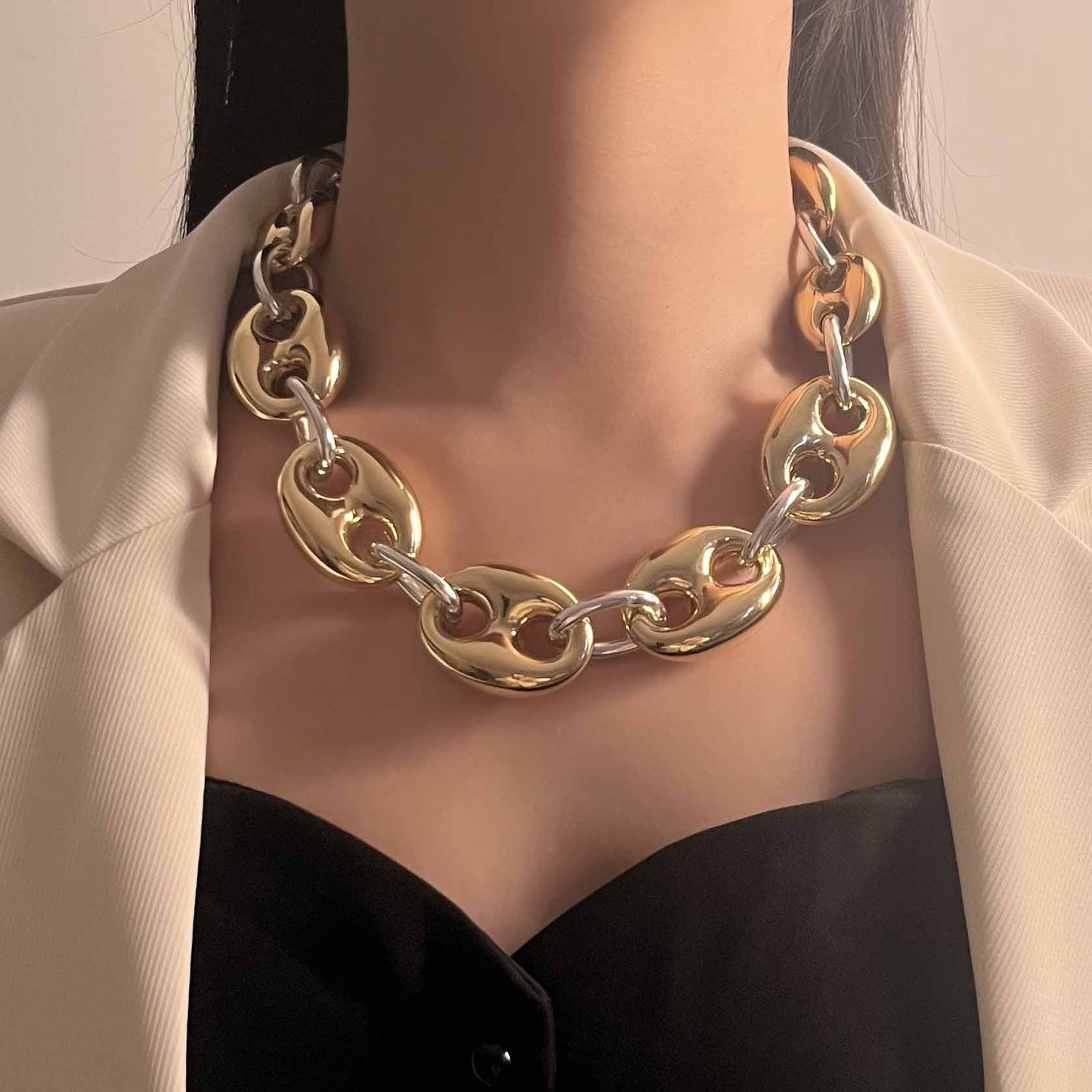 Exaggerated Hip-Hop Punk Style Geometric Interlocking Chain Necklace - Trendy Casual Streetwear for Women
