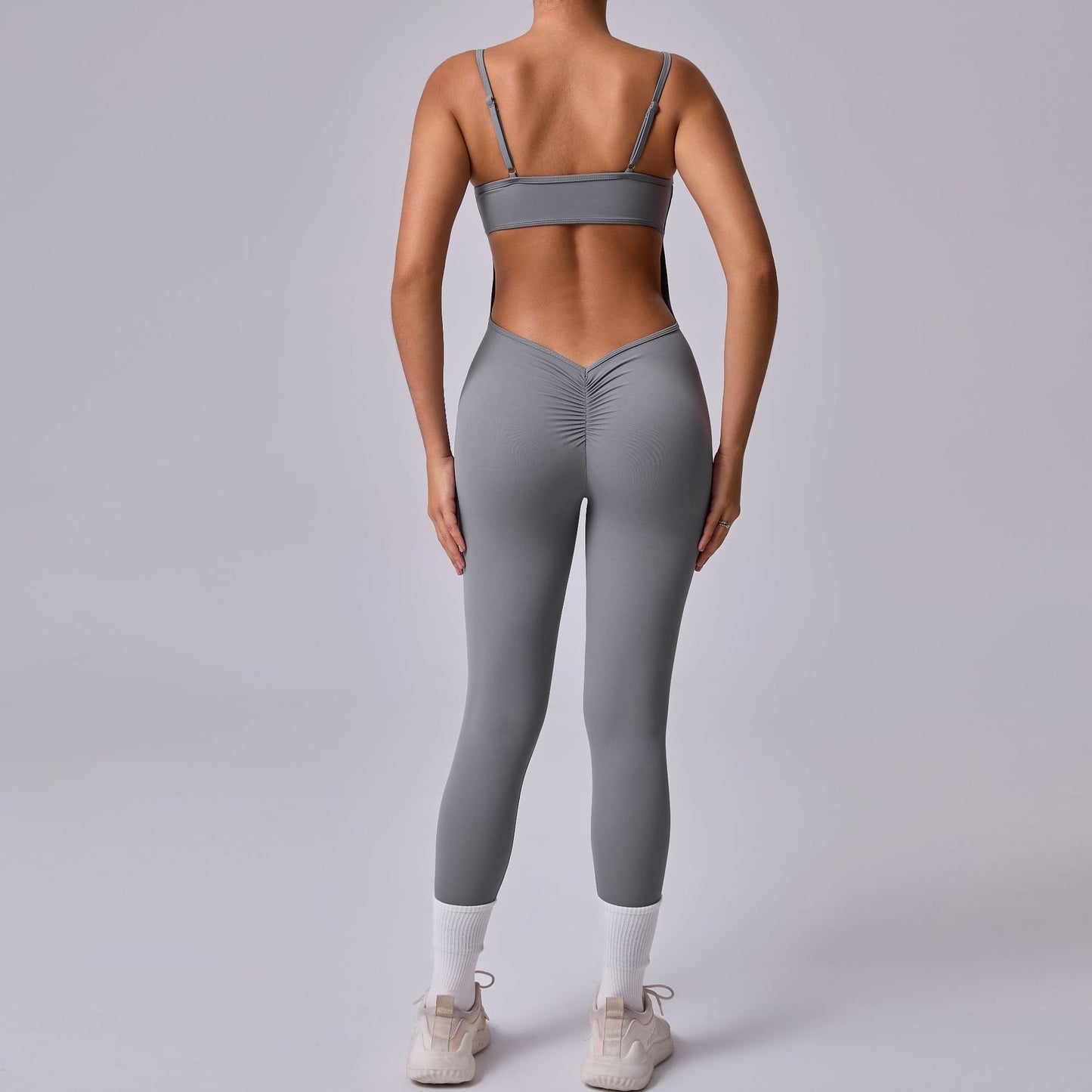 Two Piece Look Breathable Bodycon Yoga Jumpsuit Moisture Wicking Butt Lifting Design for Comfort and Style in Your Workout