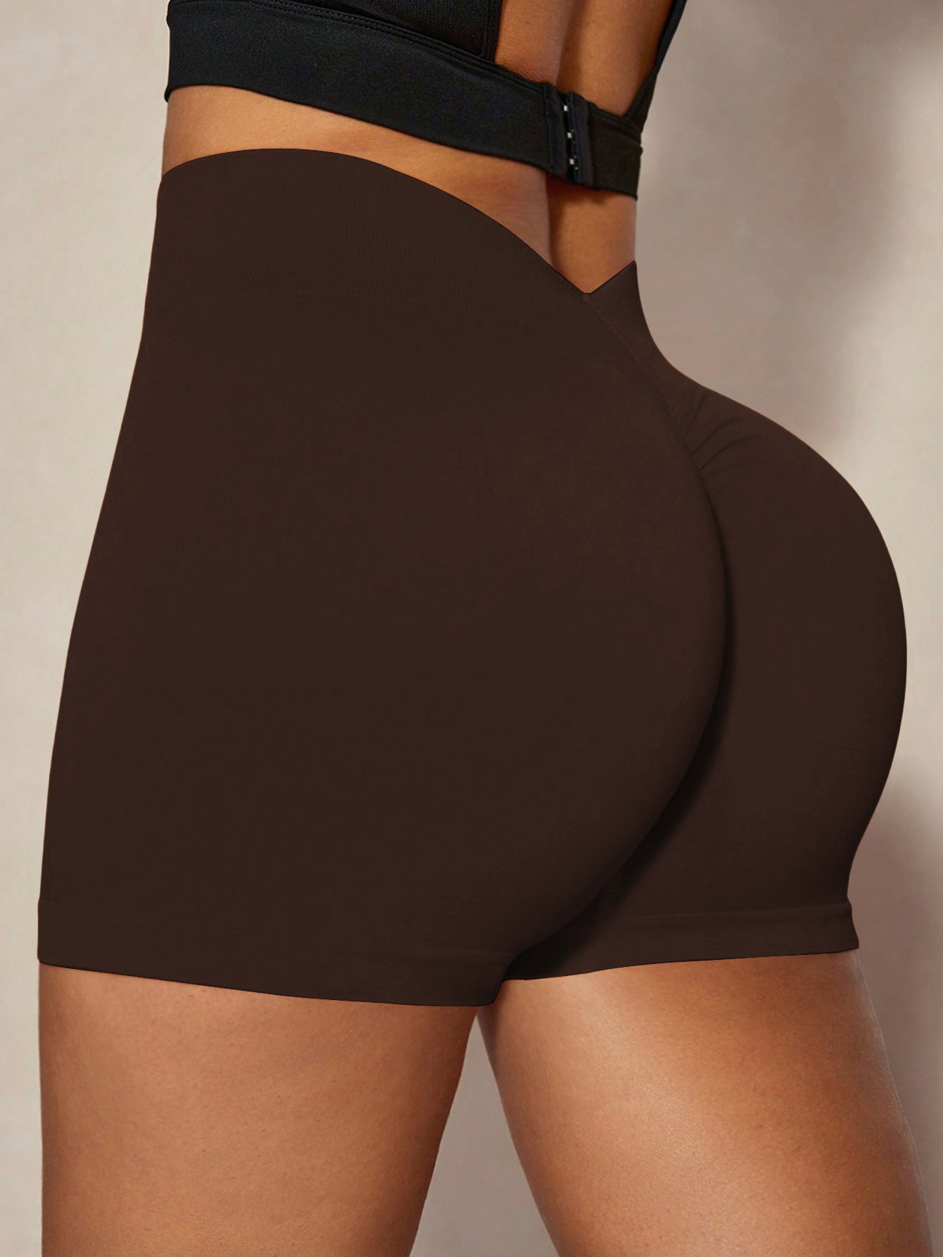 High Waisted Seamless Women's Fitness Shorts Peach Lift Quick Dry and for Yoga and Gym Workouts