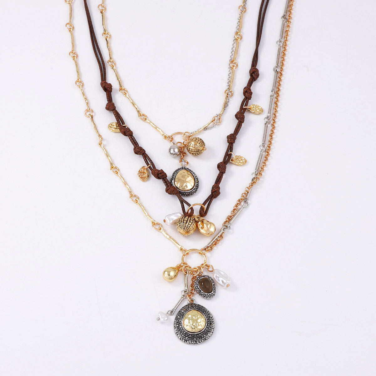 Chic Bohemian-Inspired Layered Chain Wax Rope Alloy Geometric Pendant Necklace – Elegant, Versatile, and Perfect for Any Occasion
