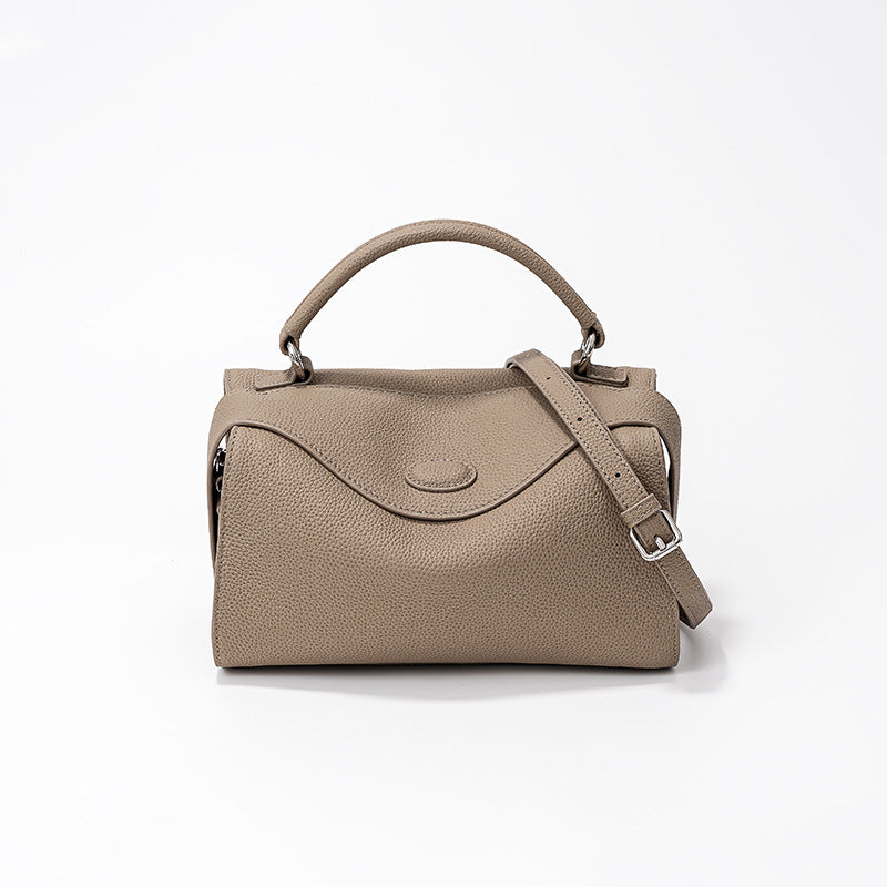 First Layer Cowhide Vintage Boston Bag Spacious Leather Pillow Tote Handbag for Elegant Daily Use